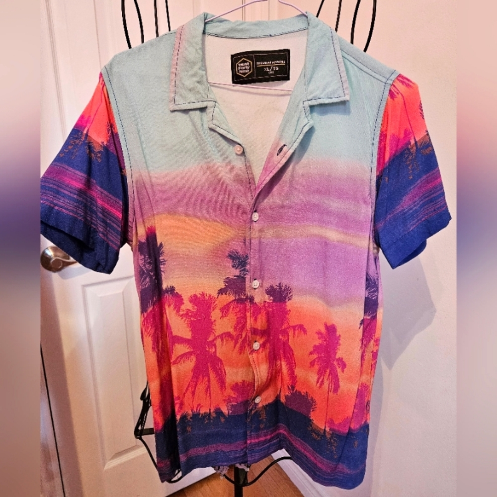 BOYS‎ tropical shirt